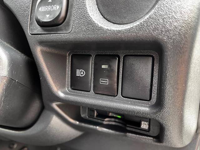 0500199A20260924W00218.jpg