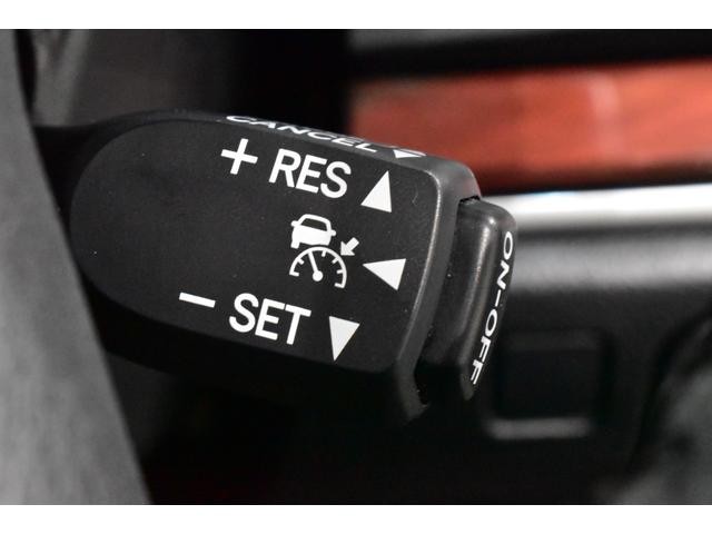 0204387A30260503W00118.jpg