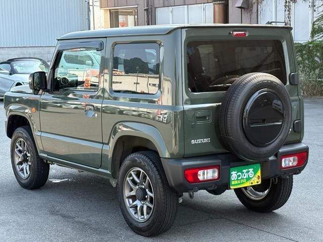 25378774_carP_l_5.jpg