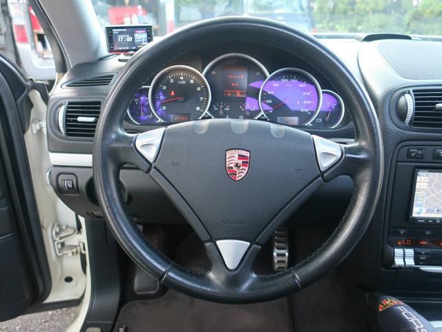 0570655A30200825W00412.jpg