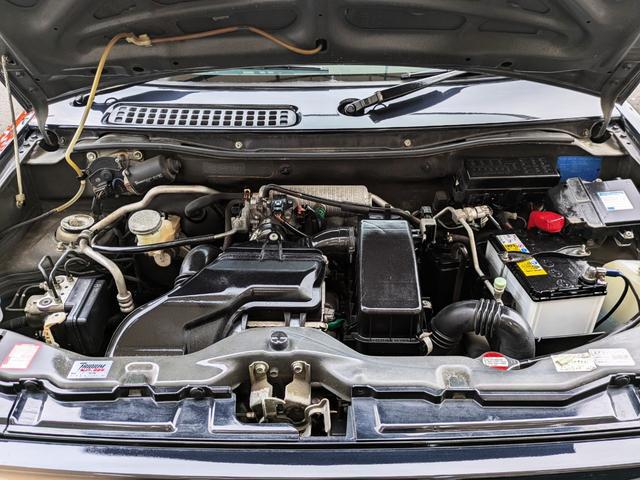 0704850A30260417W00117.jpg