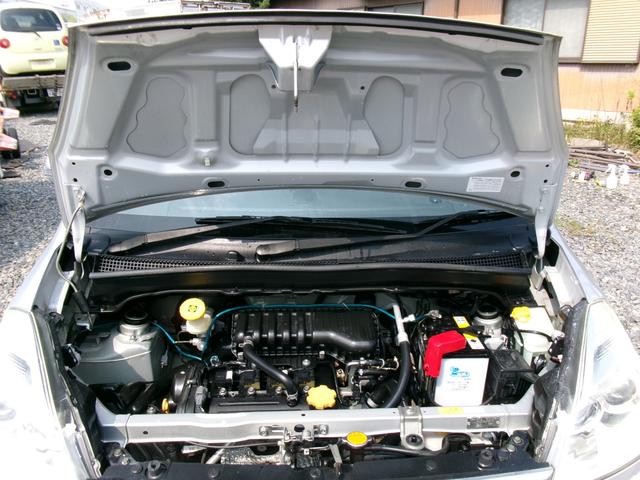 0208874A30260805W00314.jpg