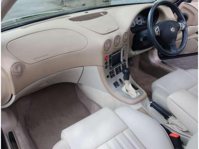 0570655A30210619W00104.jpg