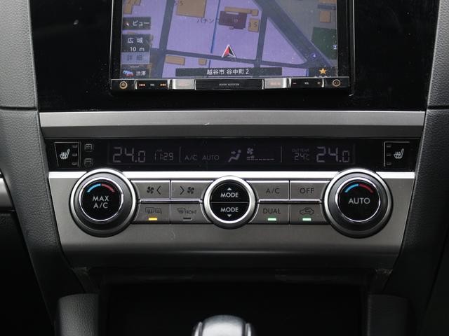 0520046A30261003W00415.jpg