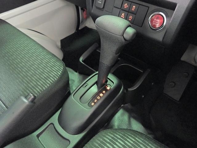 0201999A30261020W00411.jpg