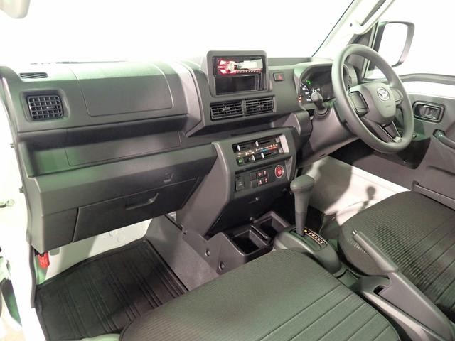 0201999A30261020W00416.jpg