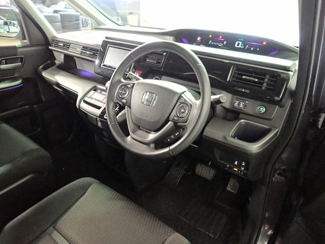 0207147A30260926W00103.jpg
