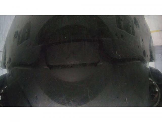 26549595_carP_l_5.jpg