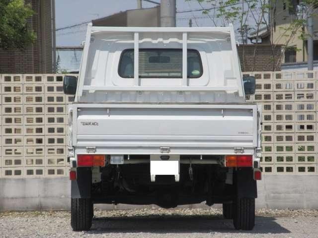 25940131_carP_l_9.jpg