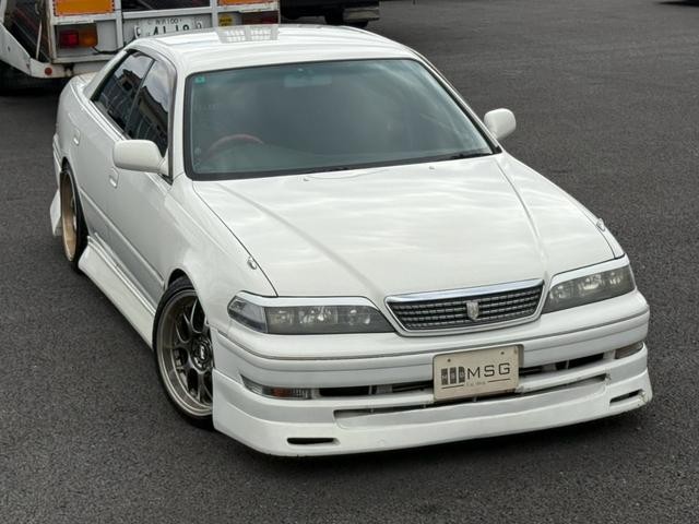 0570813A30261003W00101.jpg