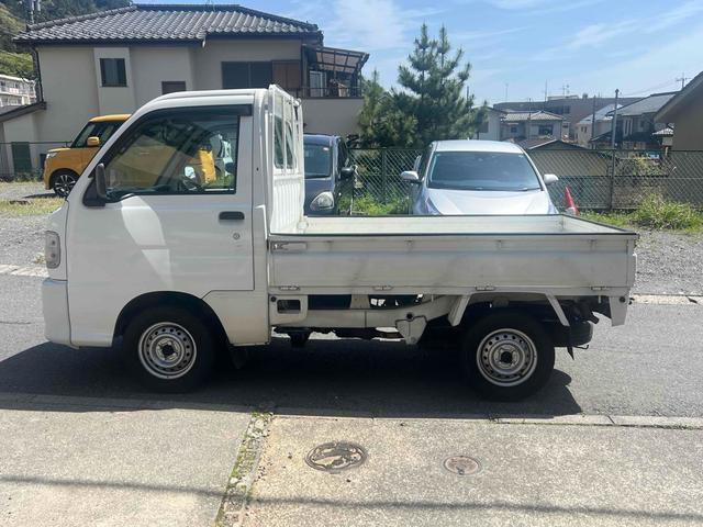 edf50094a11a5f8ec68658a70e689135.jpg