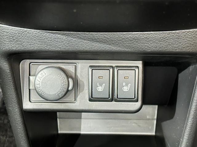 0509824A30261005W00503.jpg