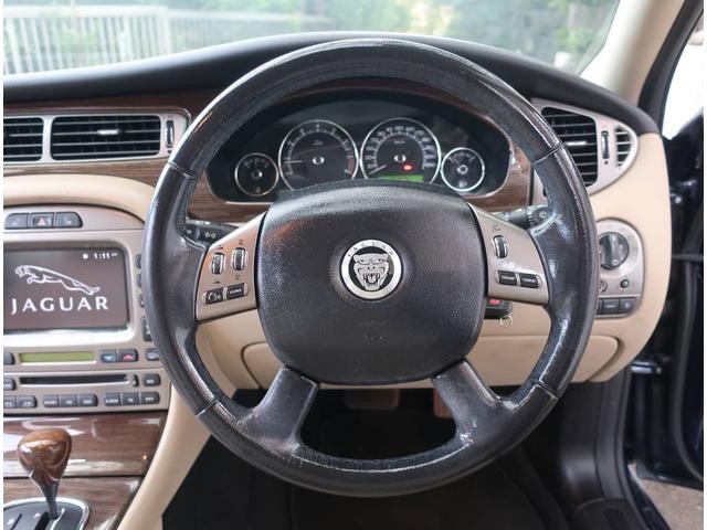 0570655A30221101W00102.jpg