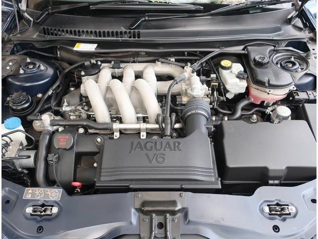 0570655A30221101W00118.jpg