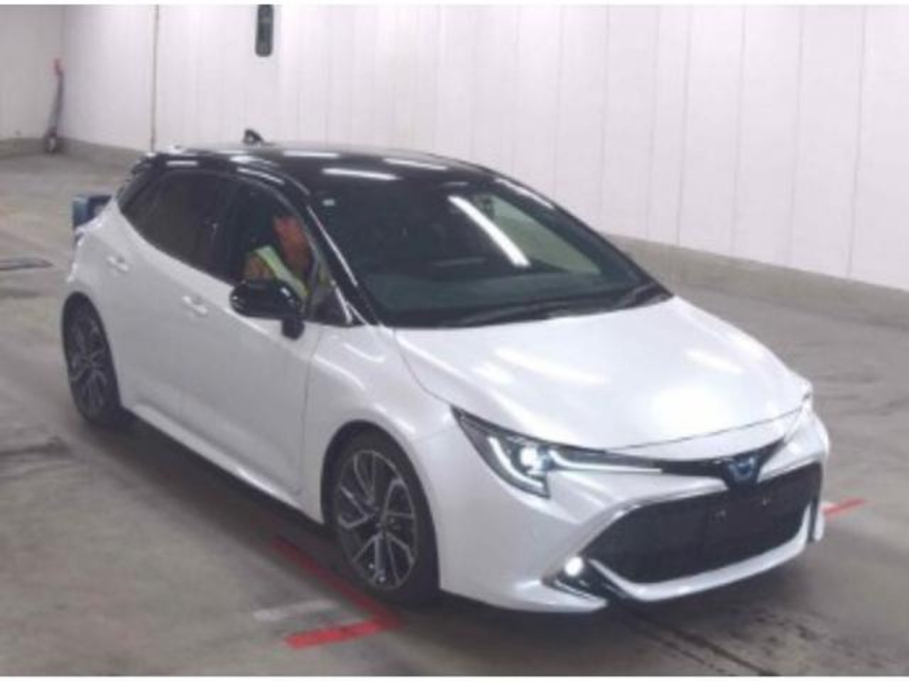 2021 Toyota Corolla, photo 1 of 1