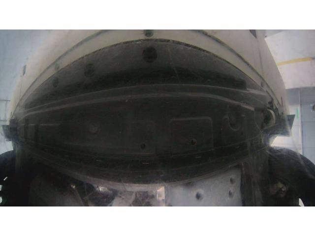 26549599_carP_l_7.jpg