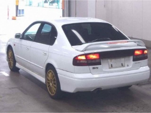 26203986_carP_l_3.jpg