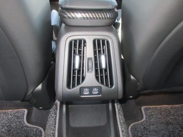 d37fad0c2583fc90f850169a4dd6f553.jpg