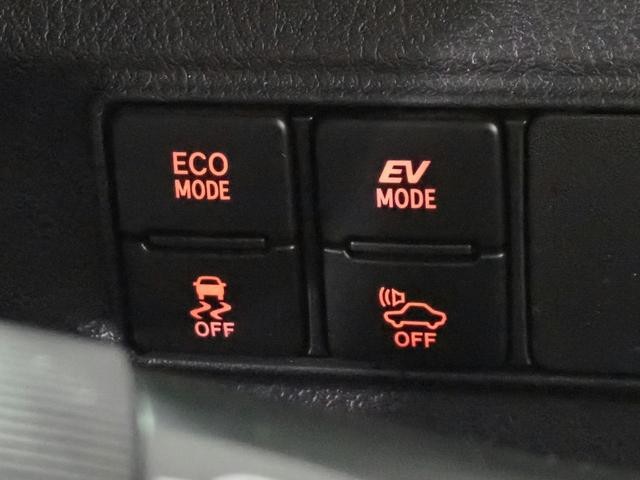 0203825A30261025W00108.jpg