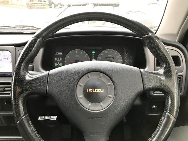 0601955A30230409W00114.jpg