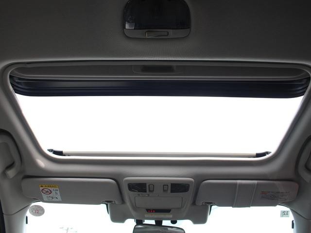 0520046A30260329W00403.jpg
