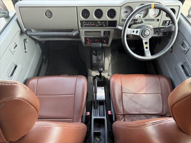f4acc5dd0170c3f071889f4613fde8e4.jpg