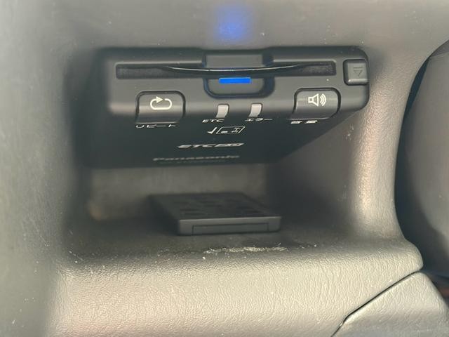 1201339A30261002W00116.jpg