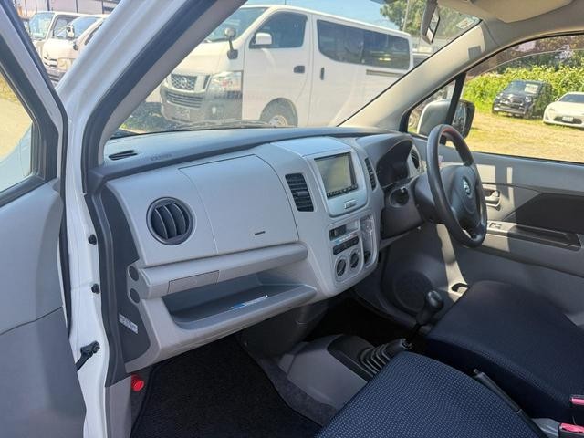 0303432A30260805W00416.jpg