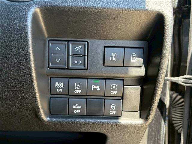 25102280_carP_l_20.jpg