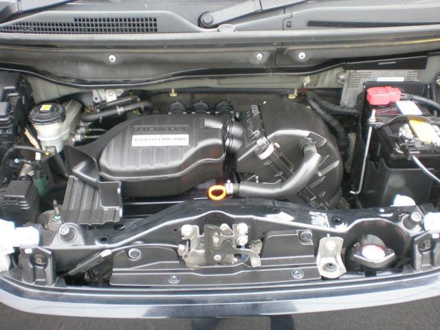 0206281A30260503W00319.jpg