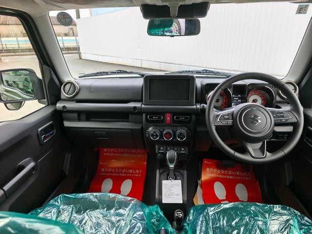0702940A30260407W00115.jpg