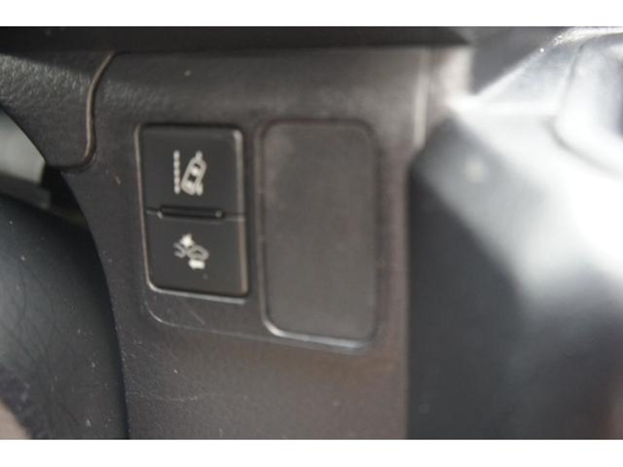 2020 Toyota Probox, photo 2 of 3