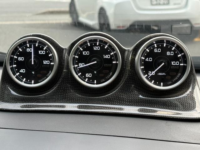 0520681A30260915W02113.jpg