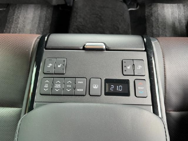 f8dee4ff033a487ada2cb0165dd2db09.jpeg