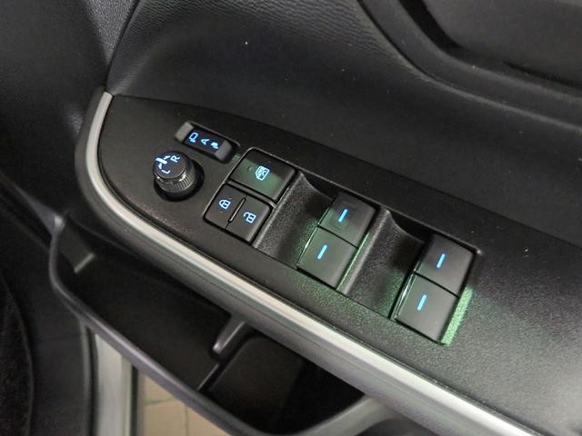 0206157A30261017W00216.jpg