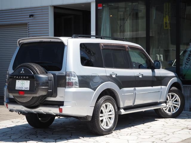 0310176A30260723W00106.jpg