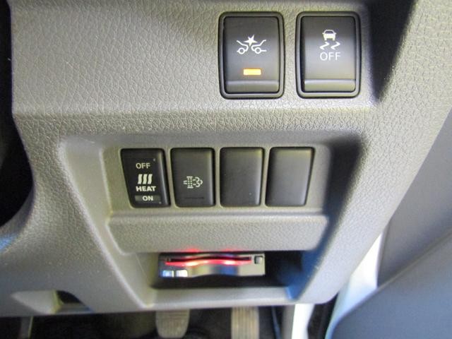 0530123A30260908W00518.jpg