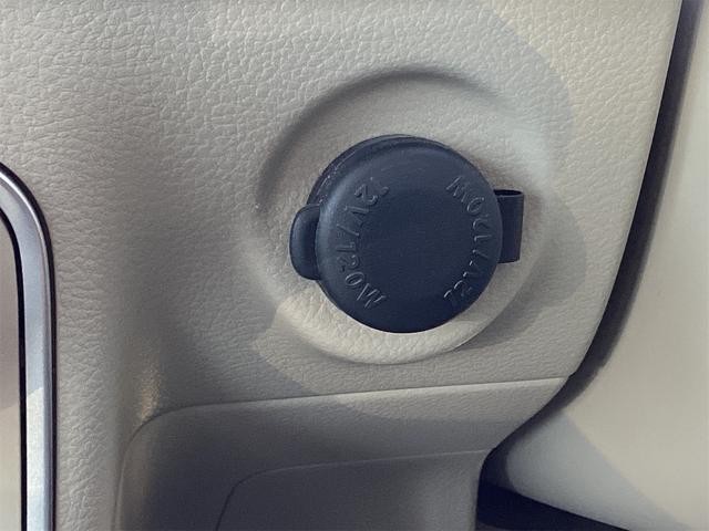 0700828A30260831W00214.jpg