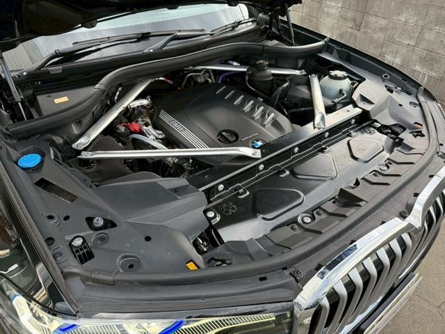 0404172A30260513W00219.jpg