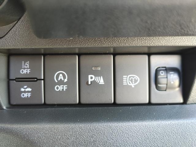 0902355A30260309W00111.jpg