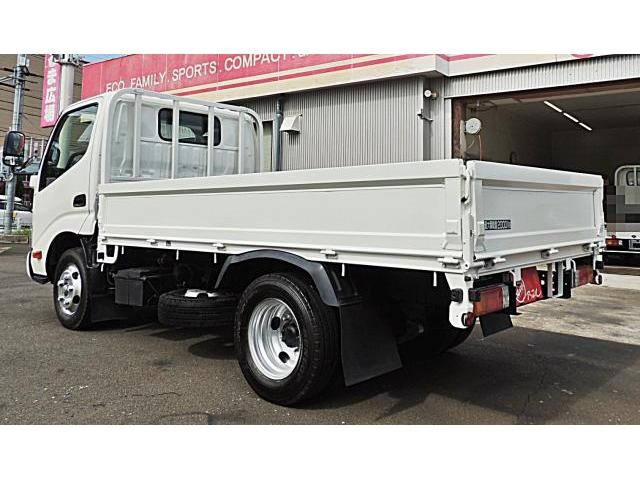 26408444_carP_l_7.jpg