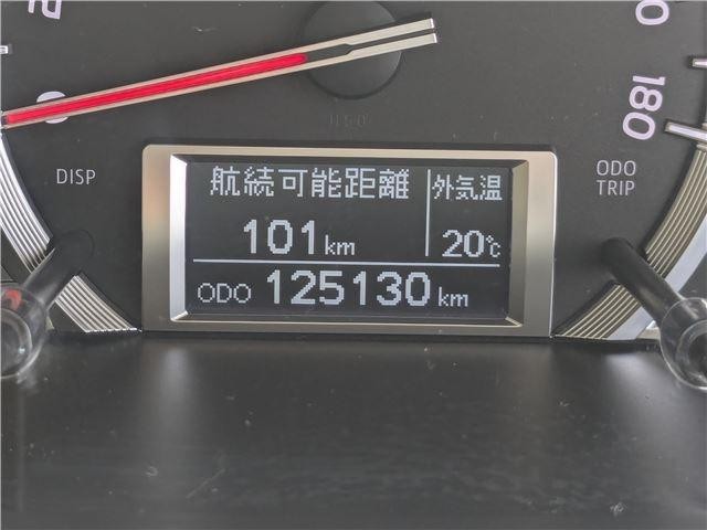 27205380_carP_l_7.jpg