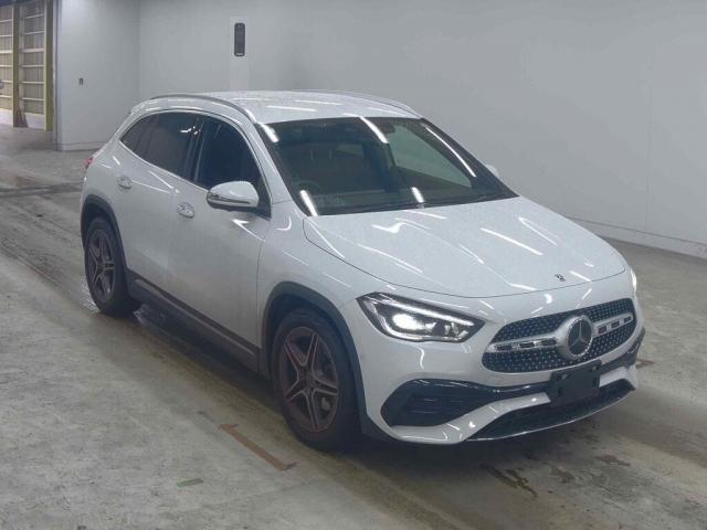 24995050_carP_l_1.jpg