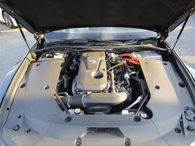 0701567A30260901W00209.jpg