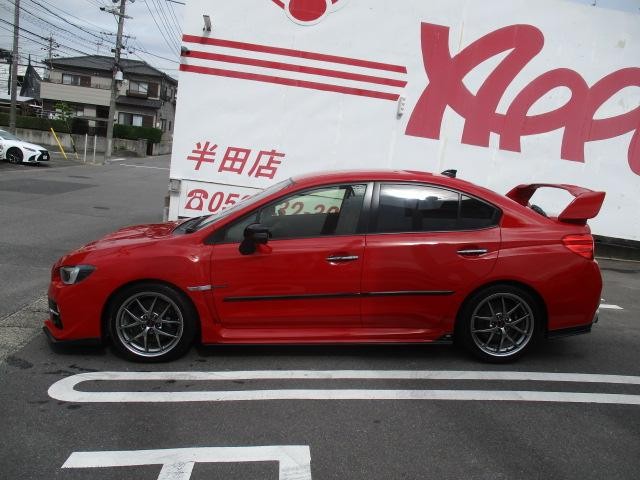 0209457A30261019W00104.jpg