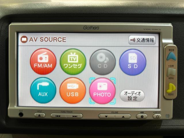24024247_carP_l_10.jpg