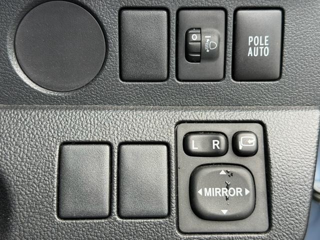 0500068A30261014W00816.jpg