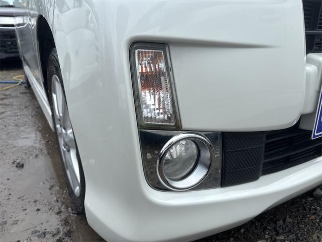 0900605A30260825W00107.jpg