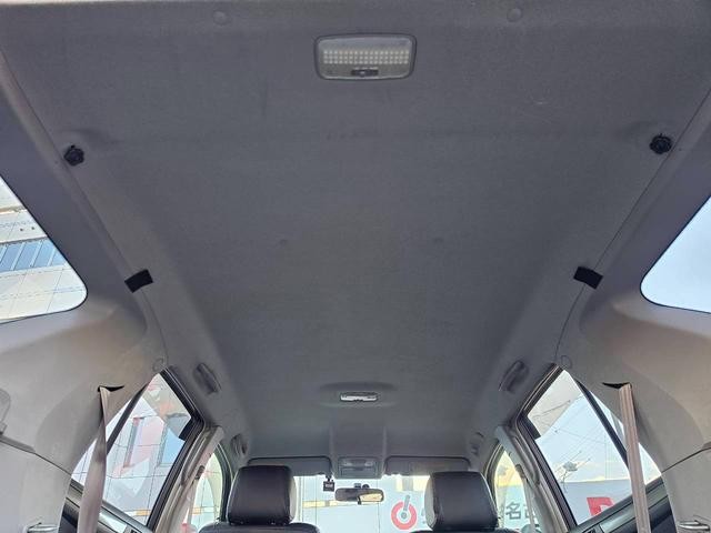 0209521A30261028W00414.jpg