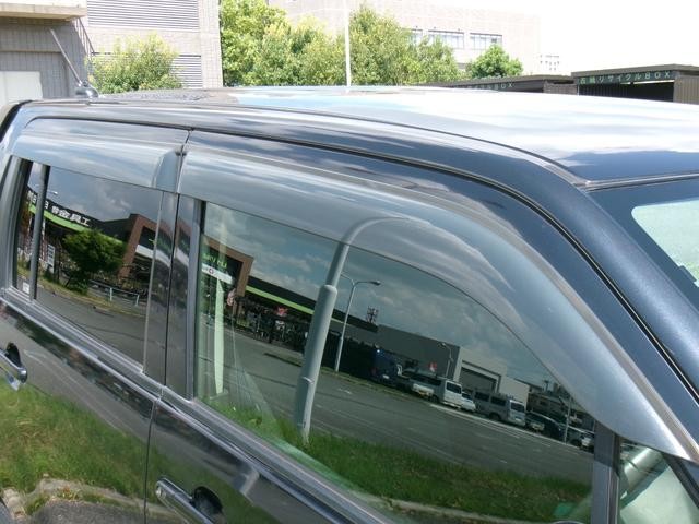 0703134A30260901W00114.jpg